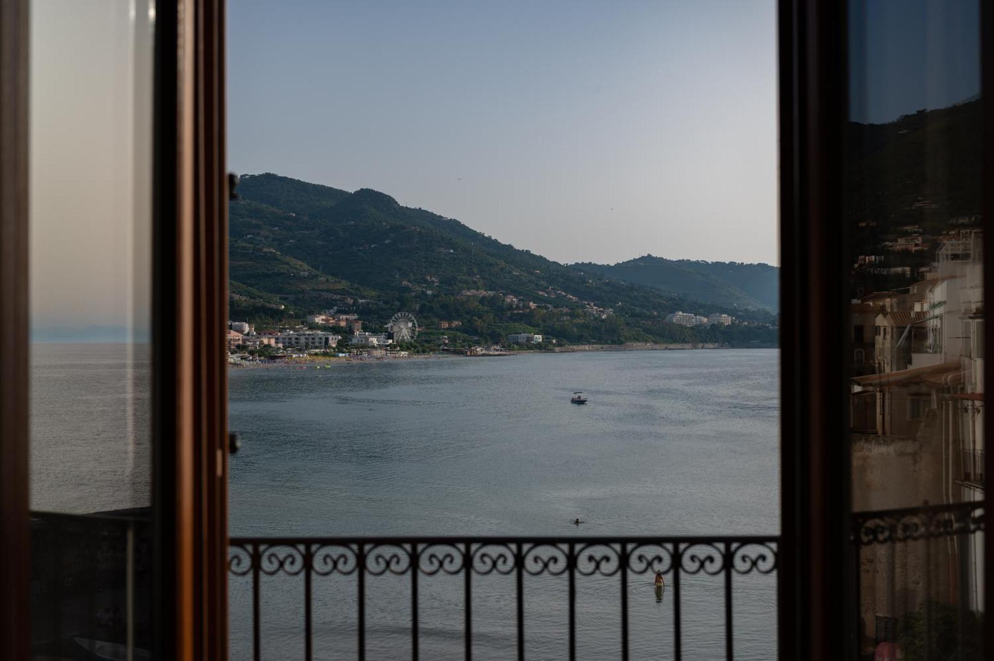 Casa Vacanze Tramonto Alla Marina 체팔루 외부 사진
