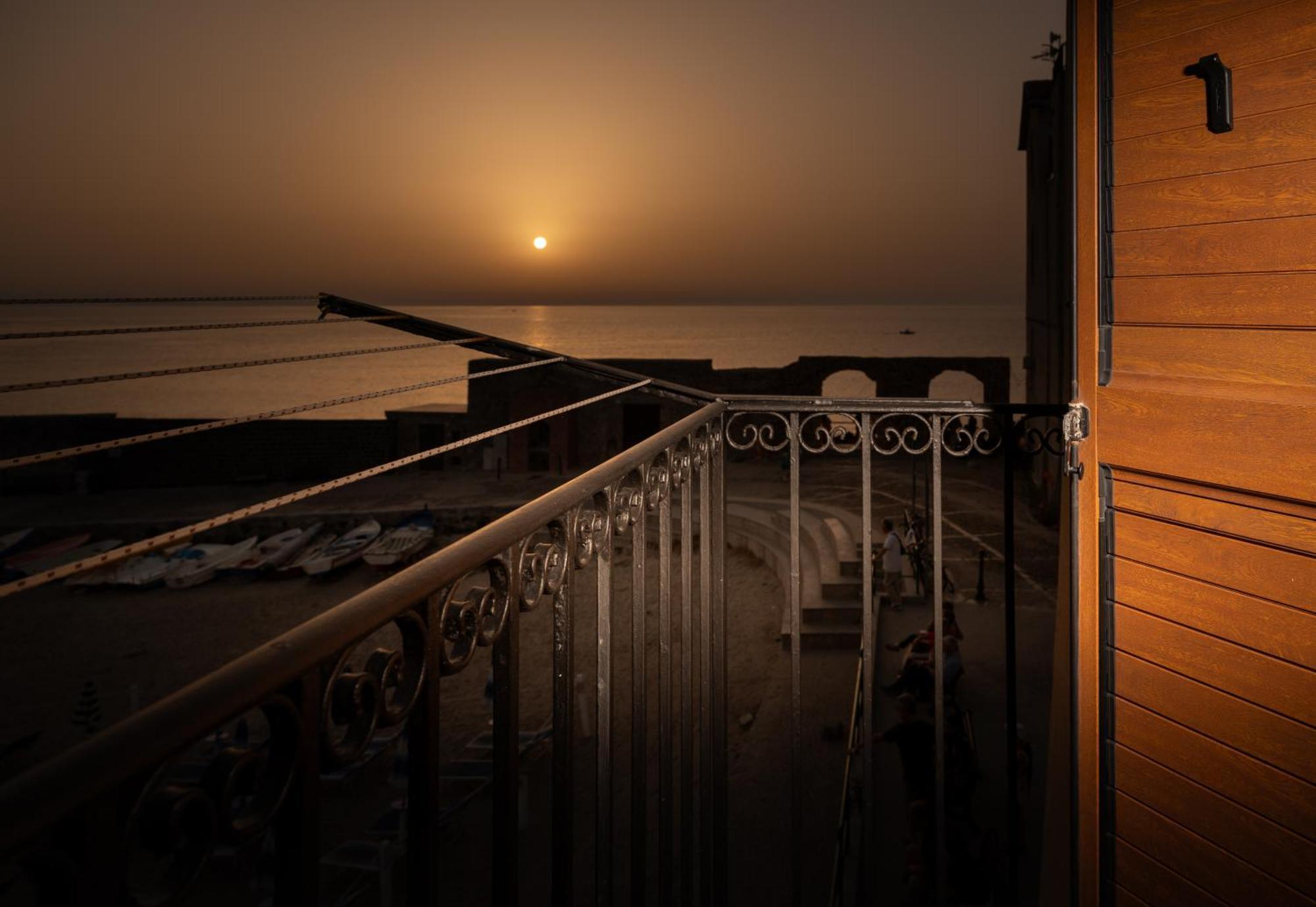 Casa Vacanze Tramonto Alla Marina 체팔루 외부 사진