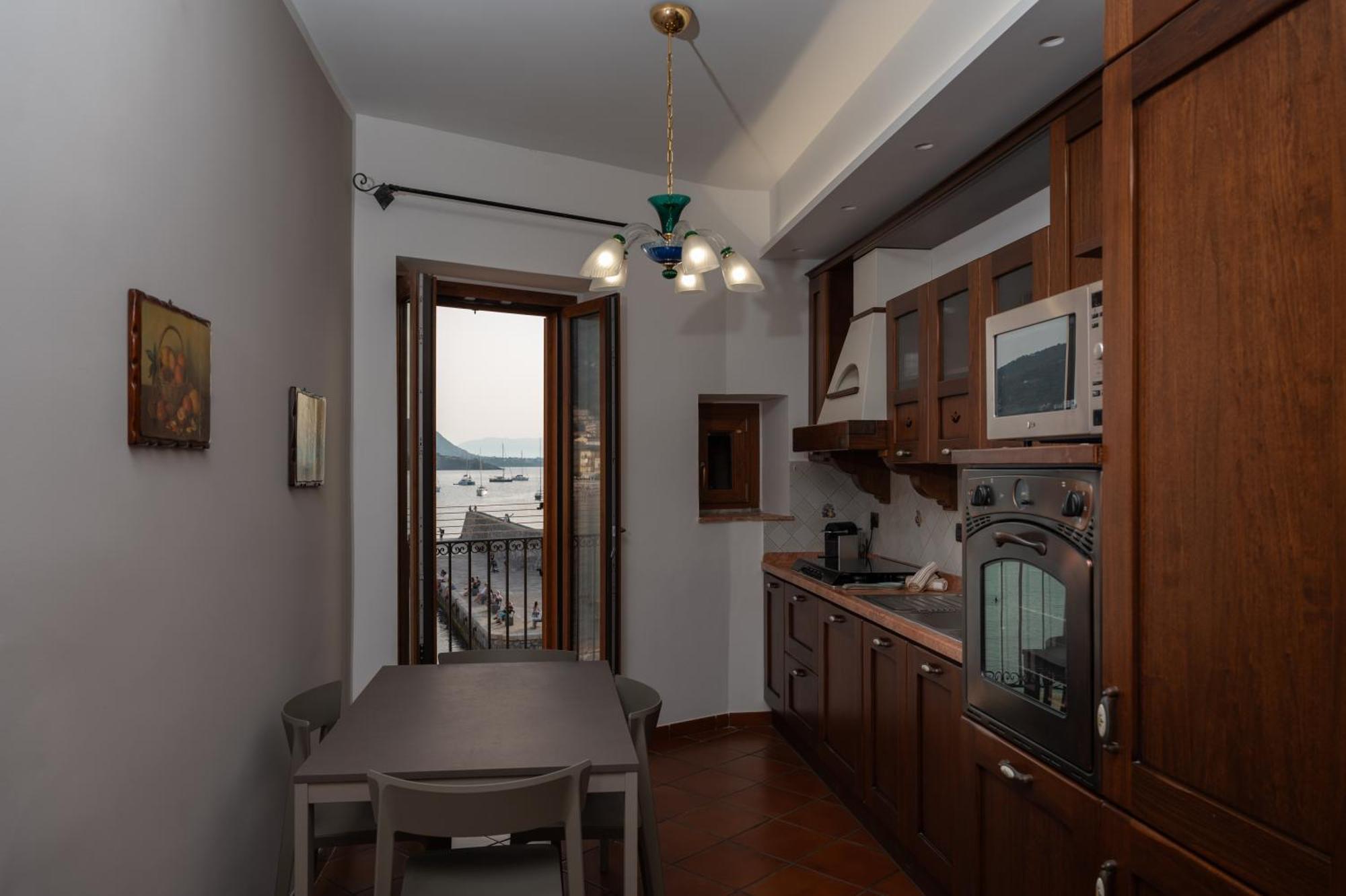 Casa Vacanze Tramonto Alla Marina 체팔루 외부 사진