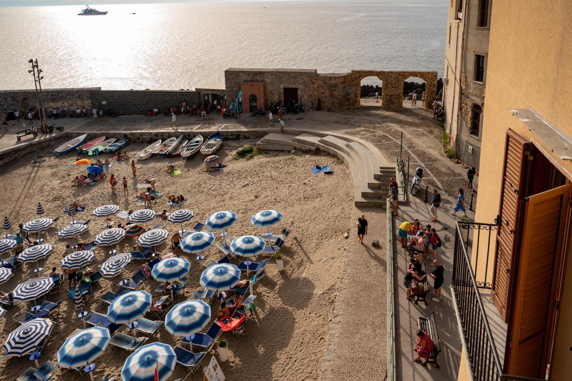 Casa Vacanze Tramonto Alla Marina 체팔루 외부 사진