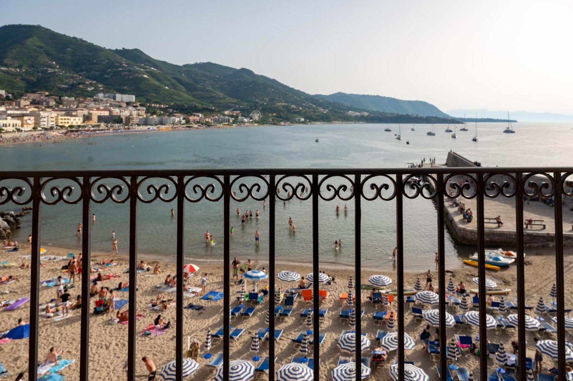 Casa Vacanze Tramonto Alla Marina 체팔루 외부 사진